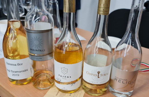 Sipping Sweet Delights: The World of Hungarian Natural Sweet Wines